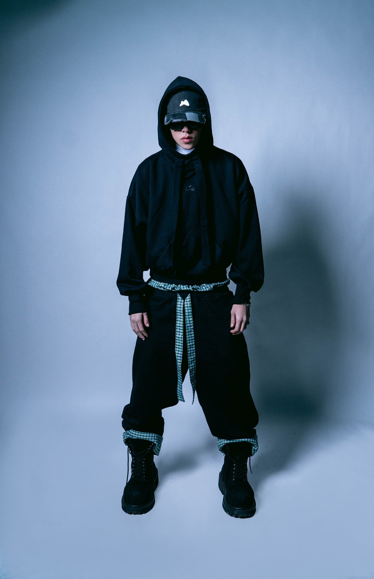 THOMAS_SWEATPANTS / 20:29 / MEN